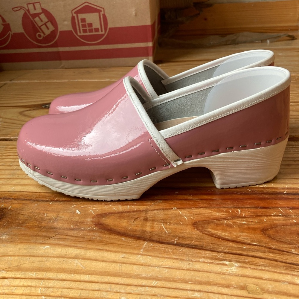 Pink Women's Shoes - Picture 10 of 12